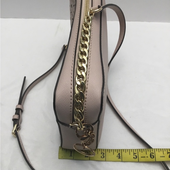 Michael Kors Pink Crossbody Bag with Gold Chain - Picture 10 of 16